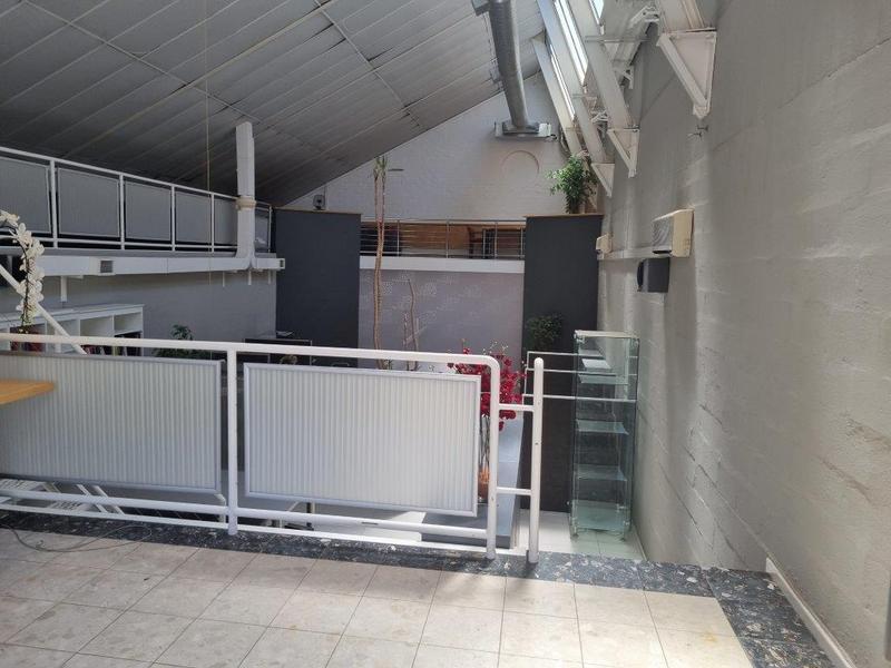 To Let commercial Property for Rent in Mowbray Western Cape